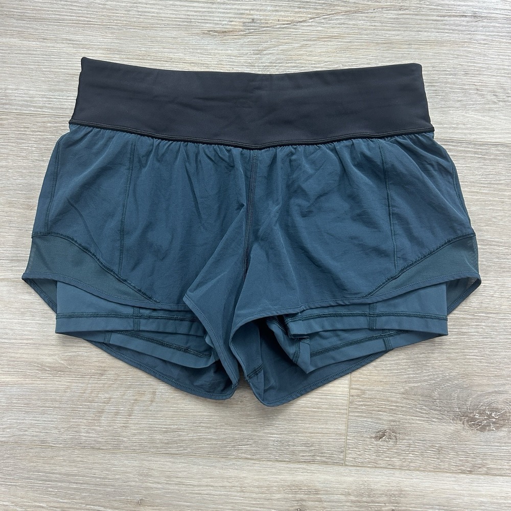 Lululemon Size 8 MR Hotty Hot Short (Naked 4") Submarine Black Lined Stretch